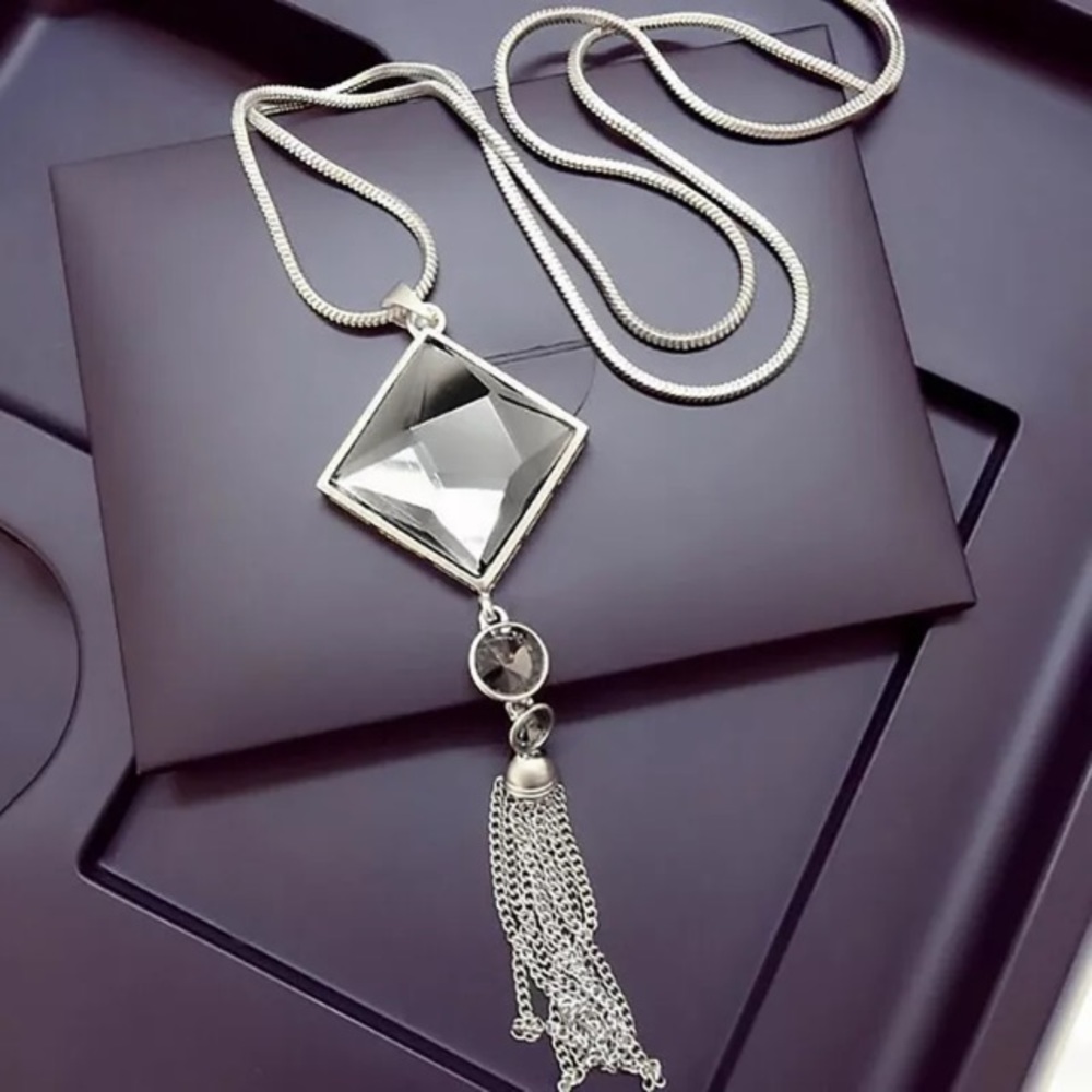❤️gorgeous big drop crystal long necklace